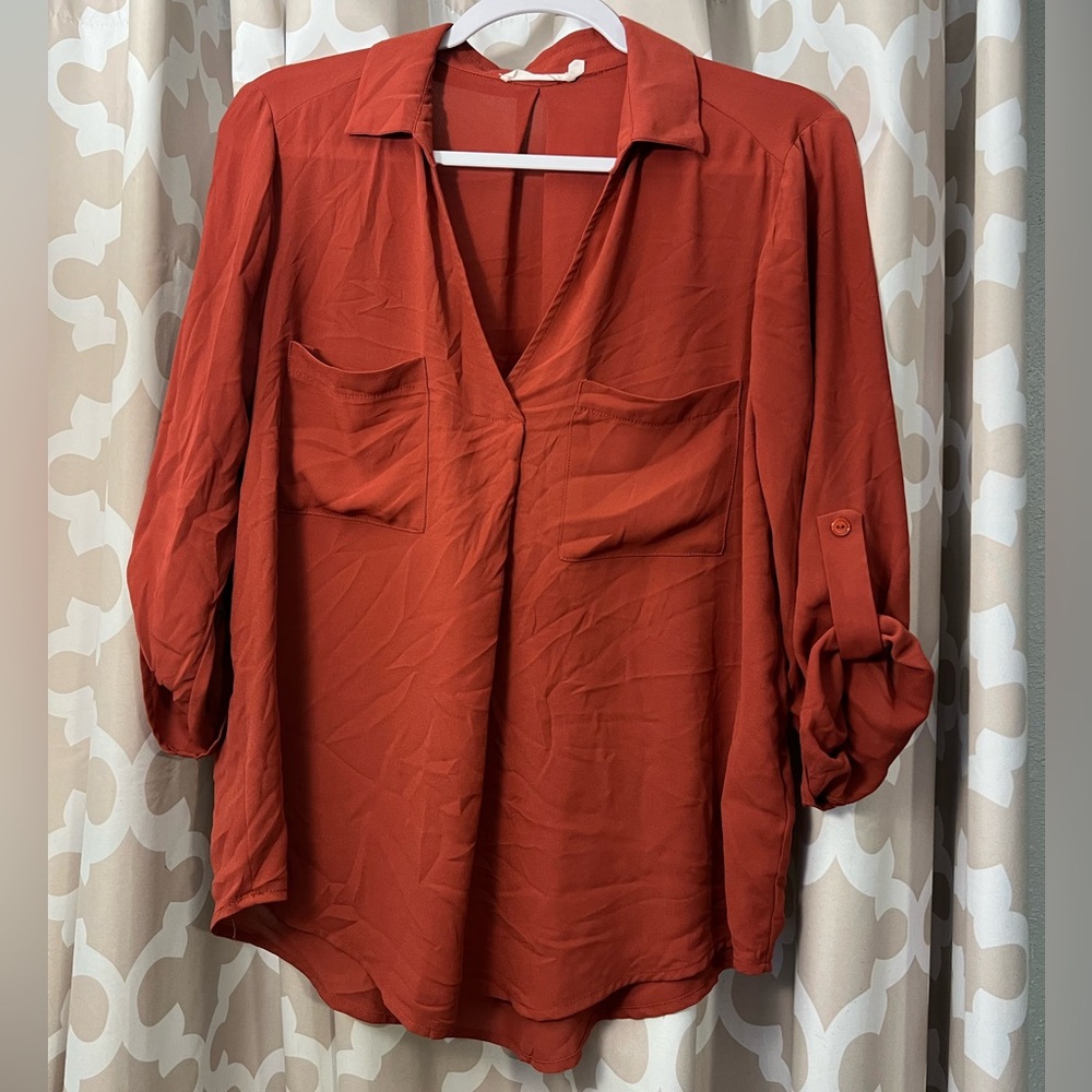 Women’s Lush size Medium burnt orange 3/4 sleeve top